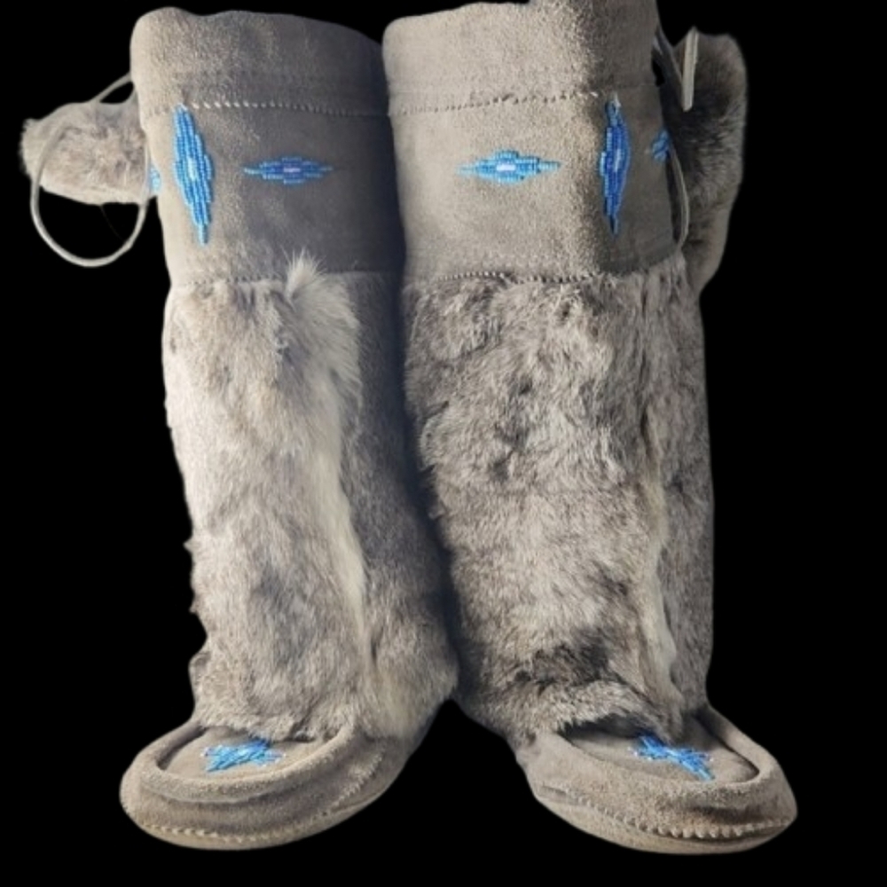 Vintage Tall Grey Fur Suede 717B Mukluk Moccasin Boots (9) - Picture 2 of 15